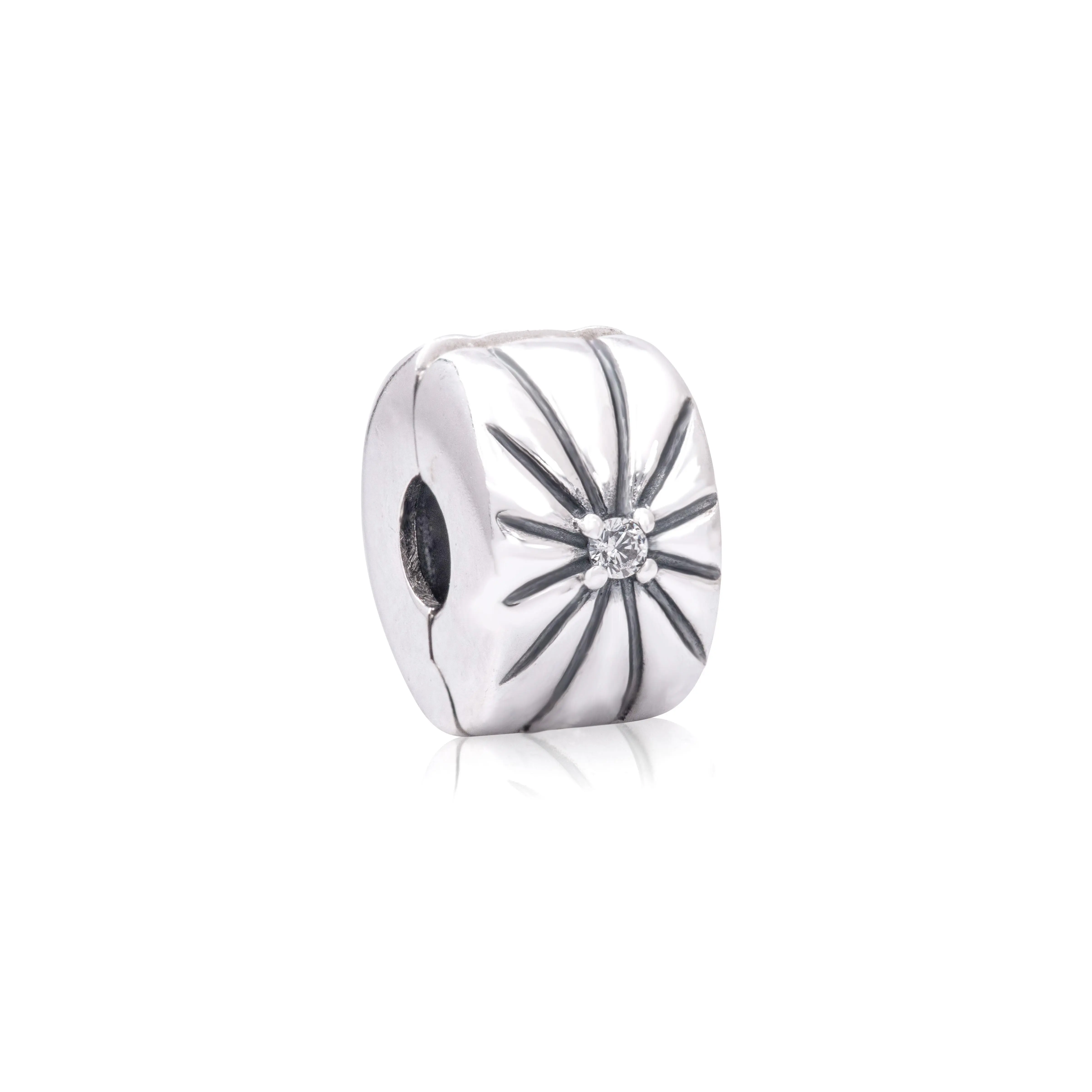 Pandora Sparkling Sunburst Clip Charm 798614C01