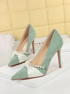 Elegant French Style Pearl Chain Bow Pointed Toe Low Heel Fashion Velvet Slip-On Single Shoe for Women, Stylish Ladies Footwear, Slip On Pumps