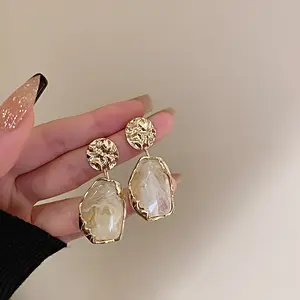 Vintage Gold Earrings for Women, Bold Western Style, Elegant New Trendy Versatile Statement Jewelry