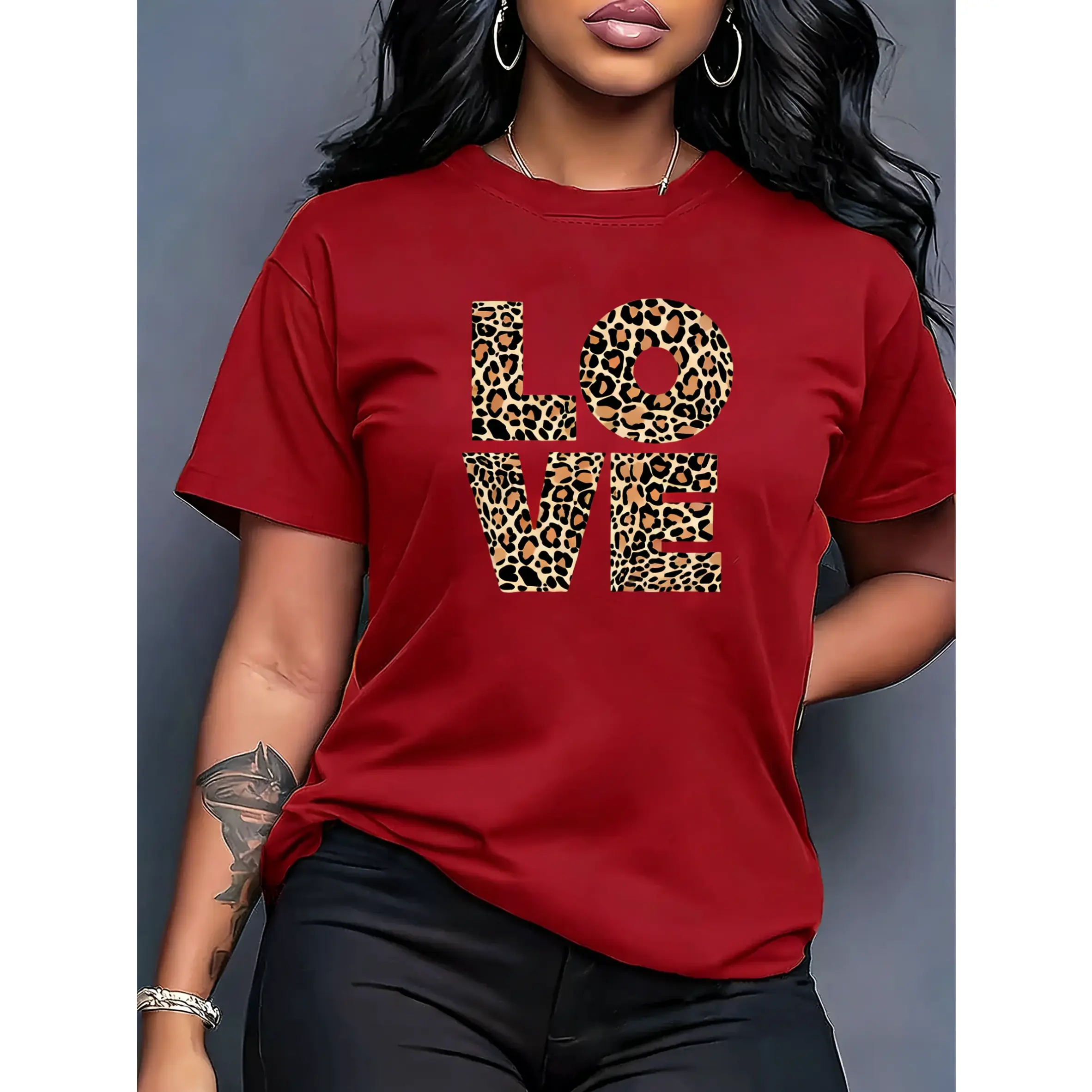 Women's Graphic T-Shirt, Oversized Casual Shortsleeve Top with Leopard Heart Print, 100% Cotton Streetwear