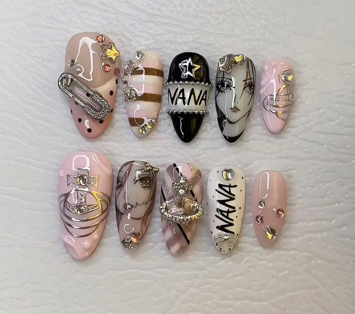 Pink Fashion Oval Soft Gel Press-On Nails, Handmade Reusable Set for Nail Art Decoration