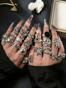 24-Piece Punk Style Ring Set, Gothic Hip-Hop Skull Spider Playing Card Rings, Exaggerated Retro Jewelry Accessories