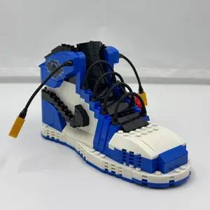 Mini Building Block Sneaker Pen Holder 474PCS DIY Shoe Model Desk Decoration Realistic Design Functional Organizer