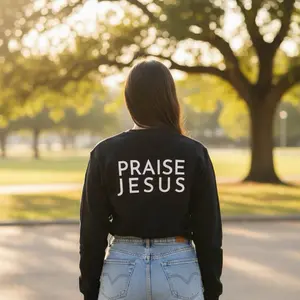 PRAISE JESUS CREWNECK