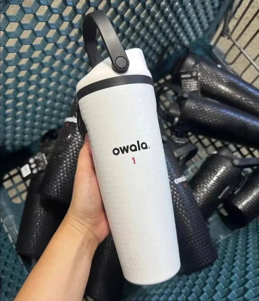 Owala FreeSip Sway Golf 30oz Tumbler ,Trending FreeSip Tapered Tumbler,Dimpled Texture Water Bottle,Triple-Layer Insulated Stainless Steel Sports Water Bottle，Cupholder-Friendly Tumbler for Golfers & Cart,Cool Birthday Gift for Him & Men