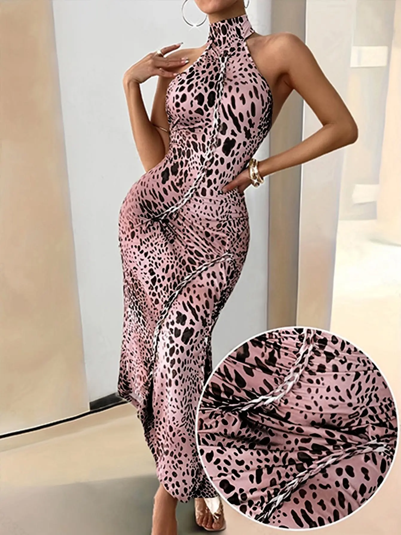 Women's Leopard Print Backless Halter Neck Cut Out Dress, Fashion Casual Sleeveless Dress for Party Club Dating Wear, Ladies Clothes for All Seasons，Casual Sleeveless Backless Dress for Beach Holiday Vacation, Ladies Summer Clothes campingessentials