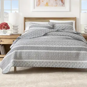 Striped Quilt Set - 2- / XL Size Paisley Bedding Set - Lightweight, -Season, Reversible Bedspread (Grey)