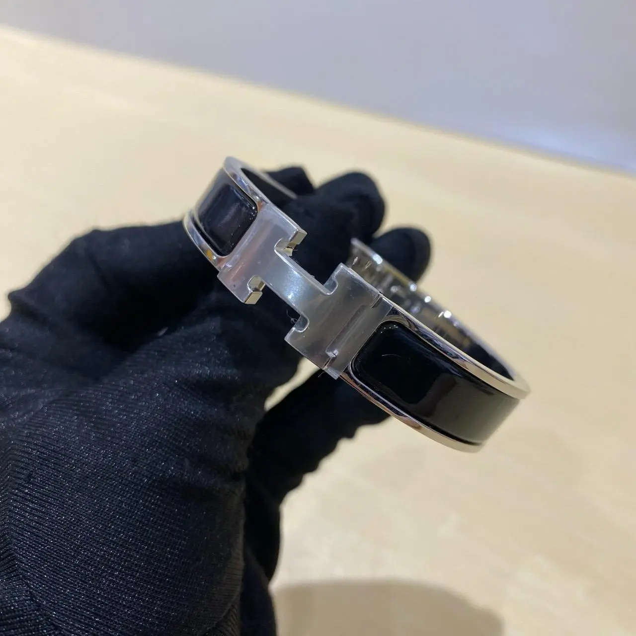Pre-owned Hermès Clic‑H Black Enamel Bangle Palladium Silver‑Tone H‑Turn‑Lock Hinged Bracelet Unisex Designer Jewelry 23763