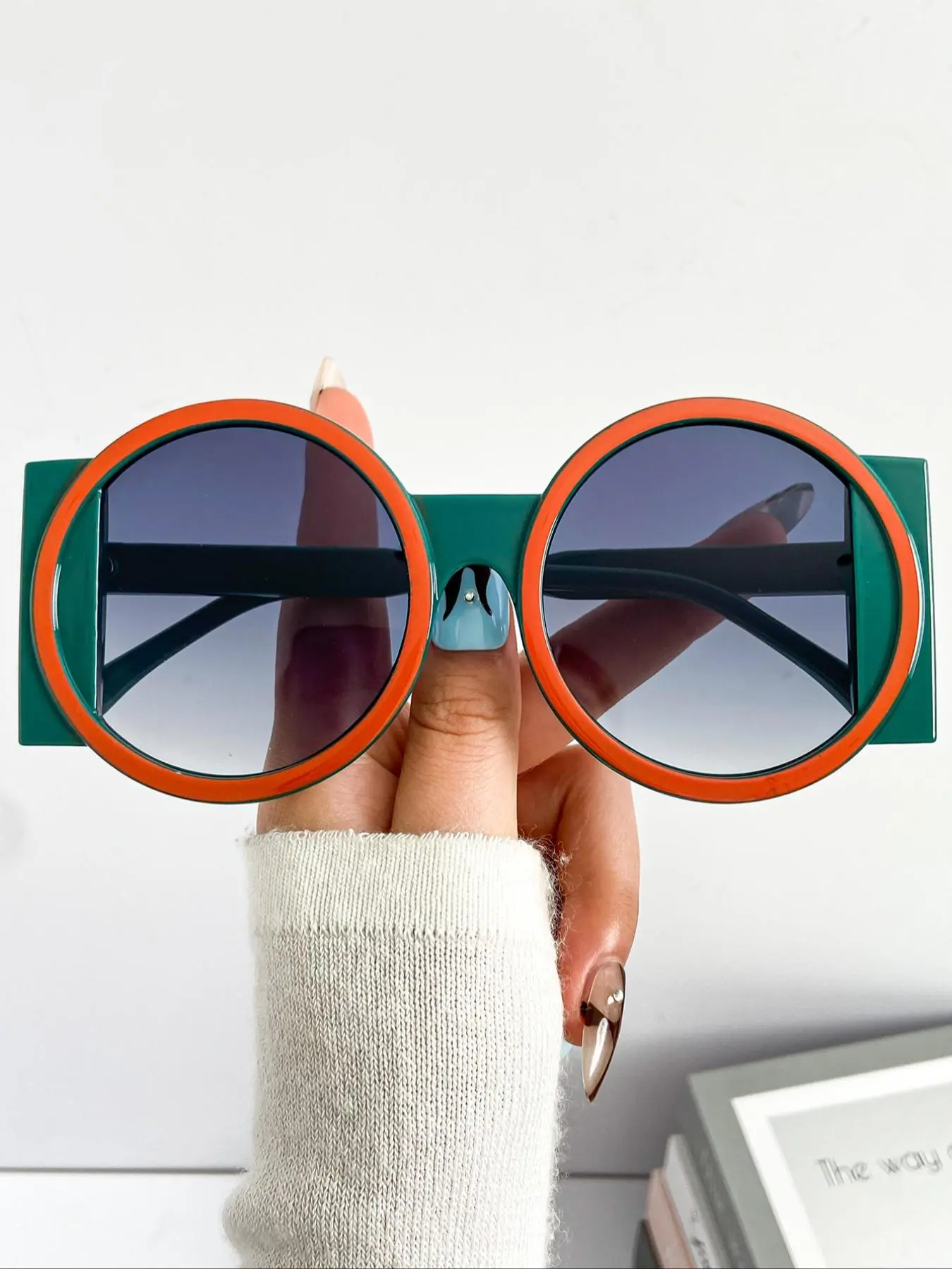 Unisex Street Trend Sunglasses, Trendy Vintage Sunglasses for Everyday Use, Fashion Accessories for Outdoor Activities, Trendy Beach Eyewear, Trendy Shades, Stylish Glasses, Casual Stylish Glasses