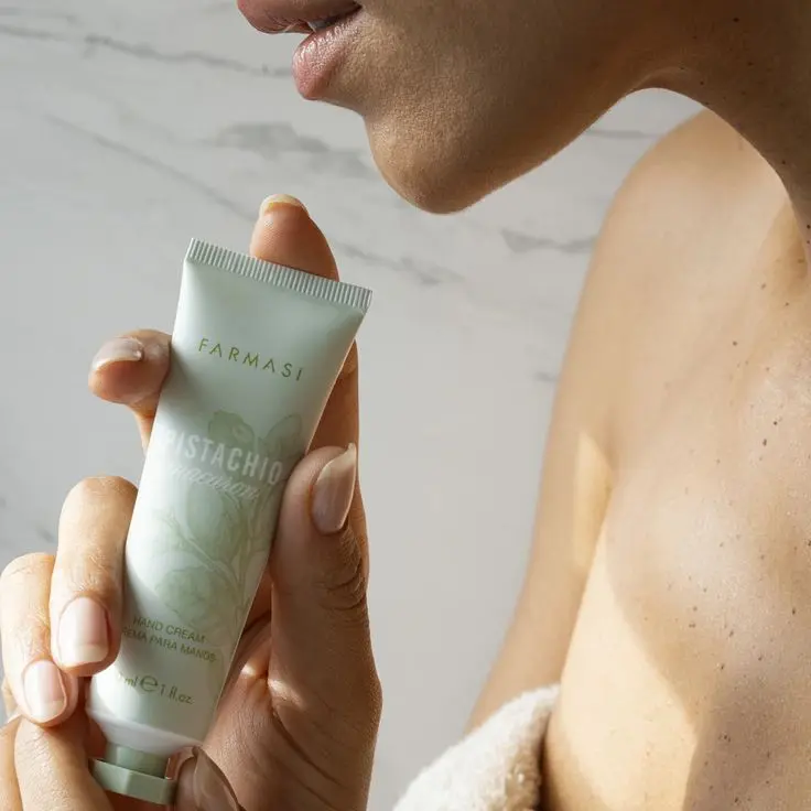 Pistachio Macaron Hand Cream with Shea Butter & Glycerin – Sweet Gourmand Scent, Lightweight Daily Hydration