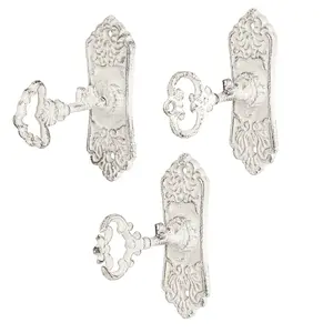 Sungmor 3Pcs Vintage Cast Iron Coat Hooks,Heavy Duty Skeleton Key-Shaped Wall Hooks,Ornate Decorative Hanger for Coats, Hats, Bags