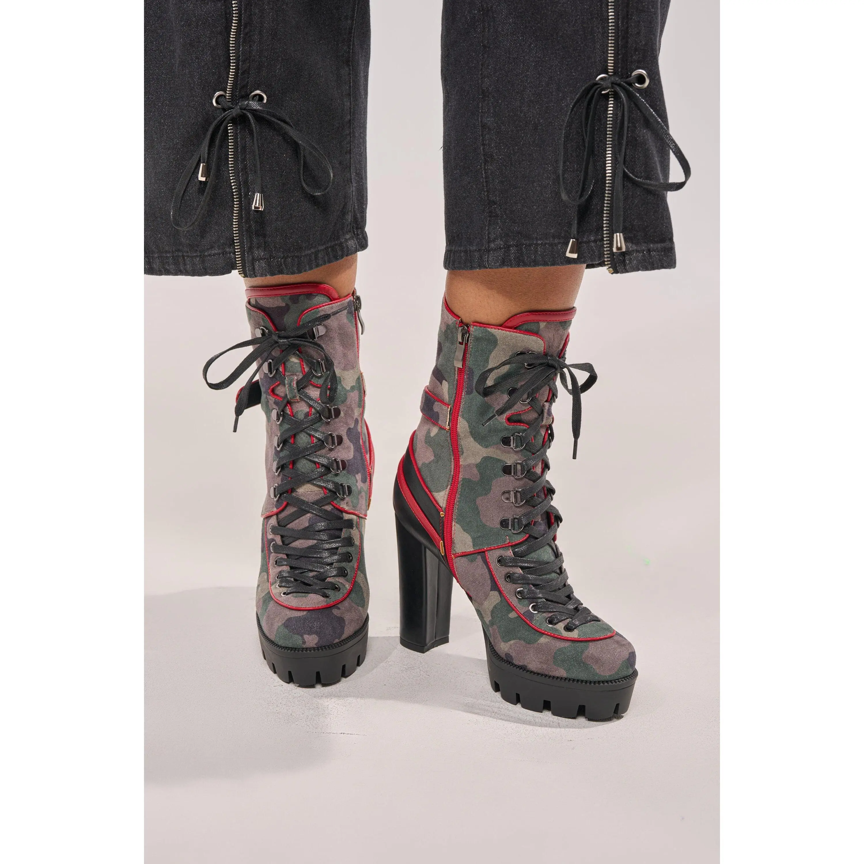 AZALEA WANG BENSON CAMO BLOCK SPORTY BOOTIE