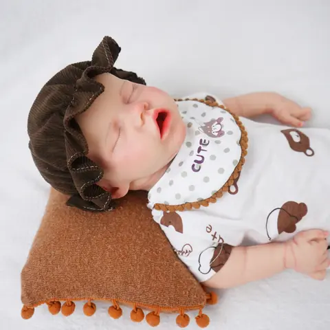 FunCuddle NO.4 17.52-inch Soft Silicone Unisex Lifelike Newborn Reborn Doll, Baby-Like Skin, Cuddly Doll Gift for Companionship & Role-Playing, Fits Bottles & Clothes, Exquisite Packaging