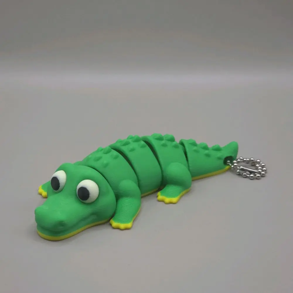 Cute Articulated Alligator Keychain 3D Printed Green Animal Charm with Keyring
