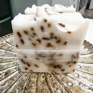 1 Bar of Old Fashion All Natural Home Made Soap with Dried Lavender Seeds