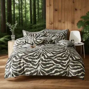 Zebra Print Duvet Cover Set, Breathable & Ultra-Soft, Includes 1 Duvet Cover and 2 Pillowcases (Without Insert), Suitable for All Seasons.