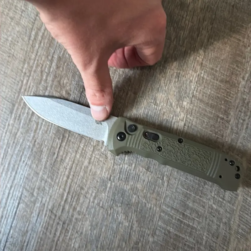Auto open knife Auto open knife