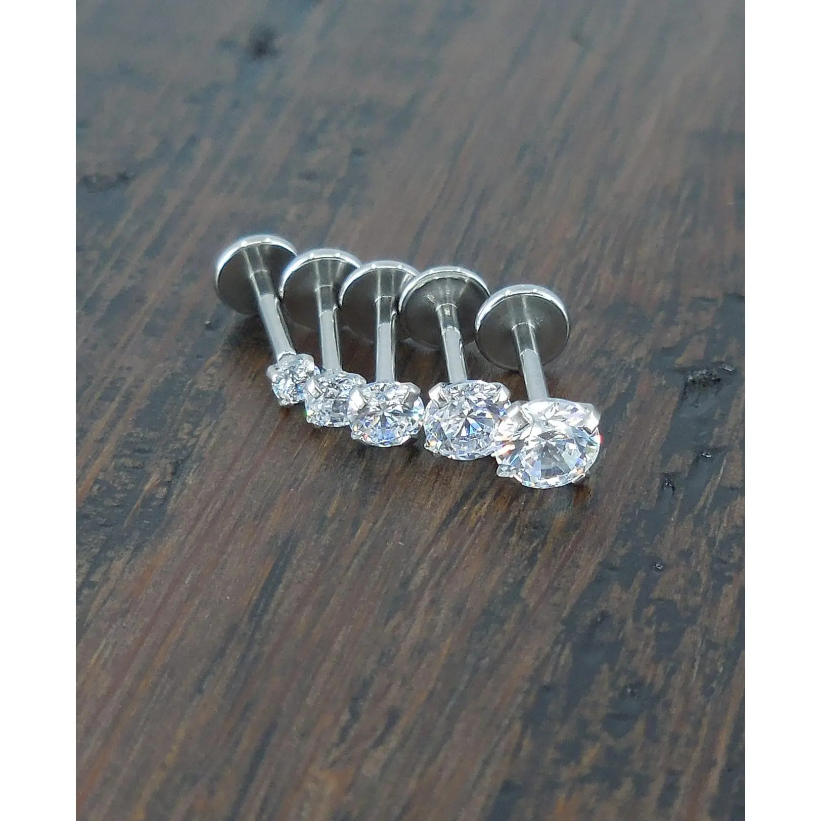 18g 2mm-4mm Solid Titanium Grade 23 Monroe Labret Clear Cubic Zirconia Tragus Cartilage Earrings Push Pin Threadless Triple Helix Jewelry