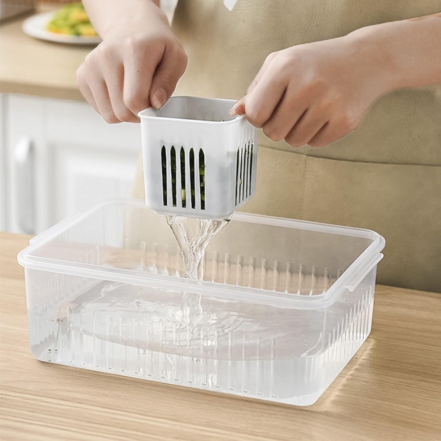 Food Storage Containers with Lids Airtight, Fridge Fresh-Keeping Container with 6 detachable small boxes, Portable Divided Fruit Storage Container Onion Ginger Garlic Cherry Storage