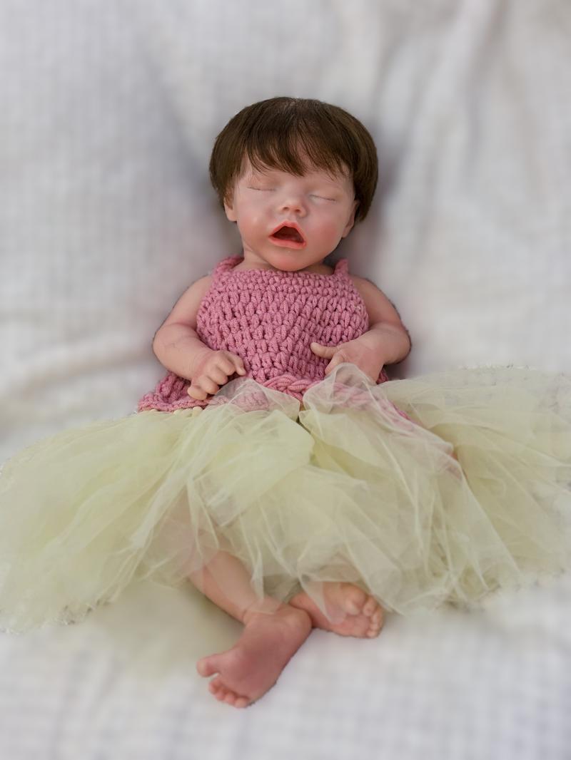 18-inch Rebirth Doll Soft Silicone Realistic Newborn Girl Doll with Whole Body Pink Clothes and Accessories Perfect for Holidays Birthdays Halloween Christmas Gifts for Children Aged 3+