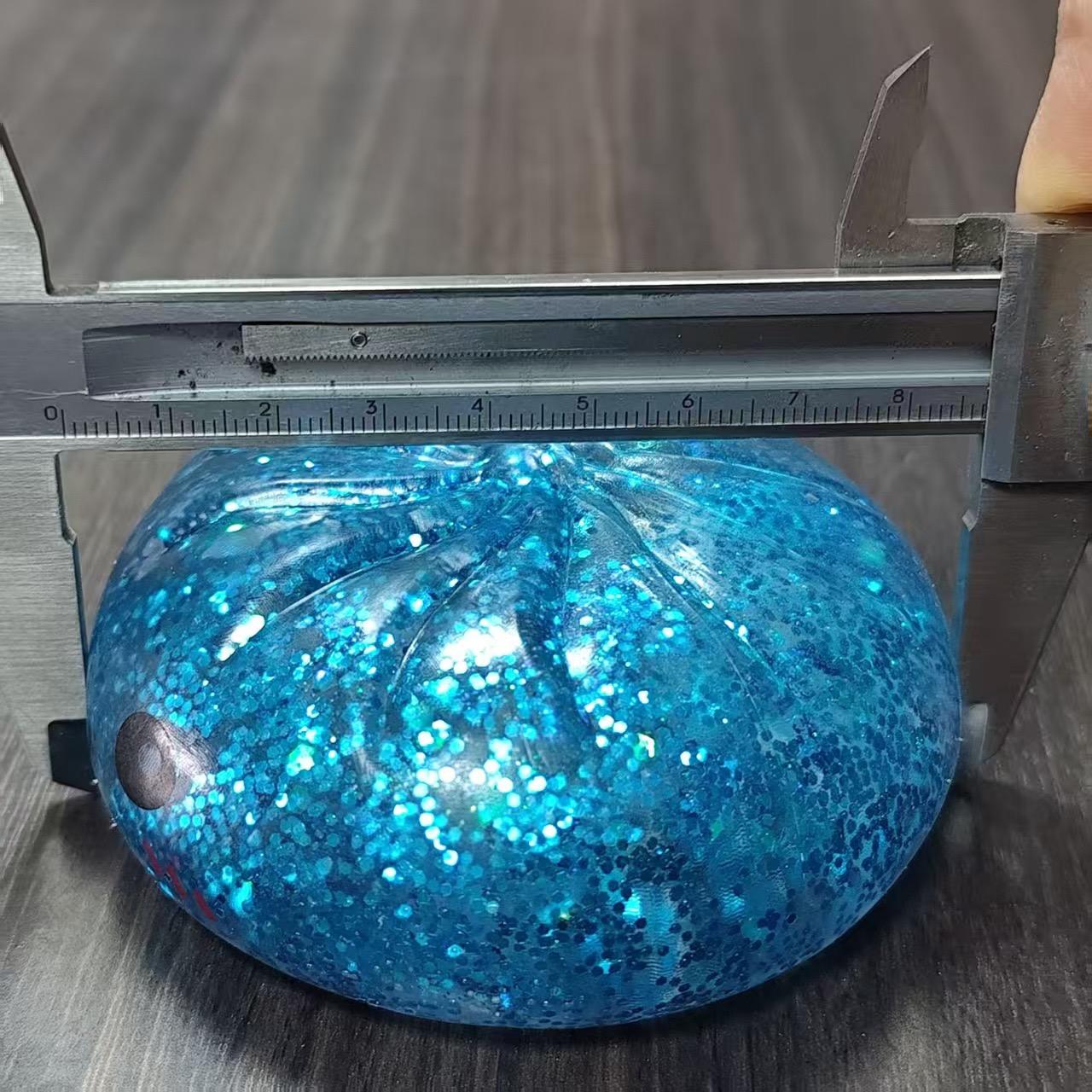 Glitter Smiling Dumpling Squishy with Steamer Box – Maltose Texture Soft TPR Fidget Toy for Kids & Adults, Cute Emoji Squeeze Ball, Ideal for Stress Relief & Gifting