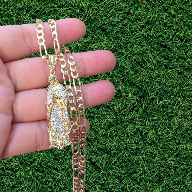 Virgencita necklace chain piedra de zirconia