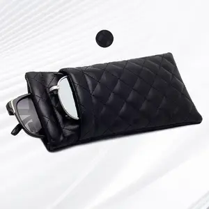 Latest Fashion Makeup Storage Bag, Handheld Cosmetic Pouch, Makeup Organizer Pouch, Soft Material Lightweight Glasses Case, Unisex Eyewear Accessories for Everyday Use, Christmas Gift,Valentine's Day Gift, Ideal Gift