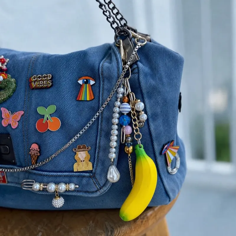Cute Banana Keychain, Portable Mini Fruit Keychain for Backpacks, Keys, Phone Charms