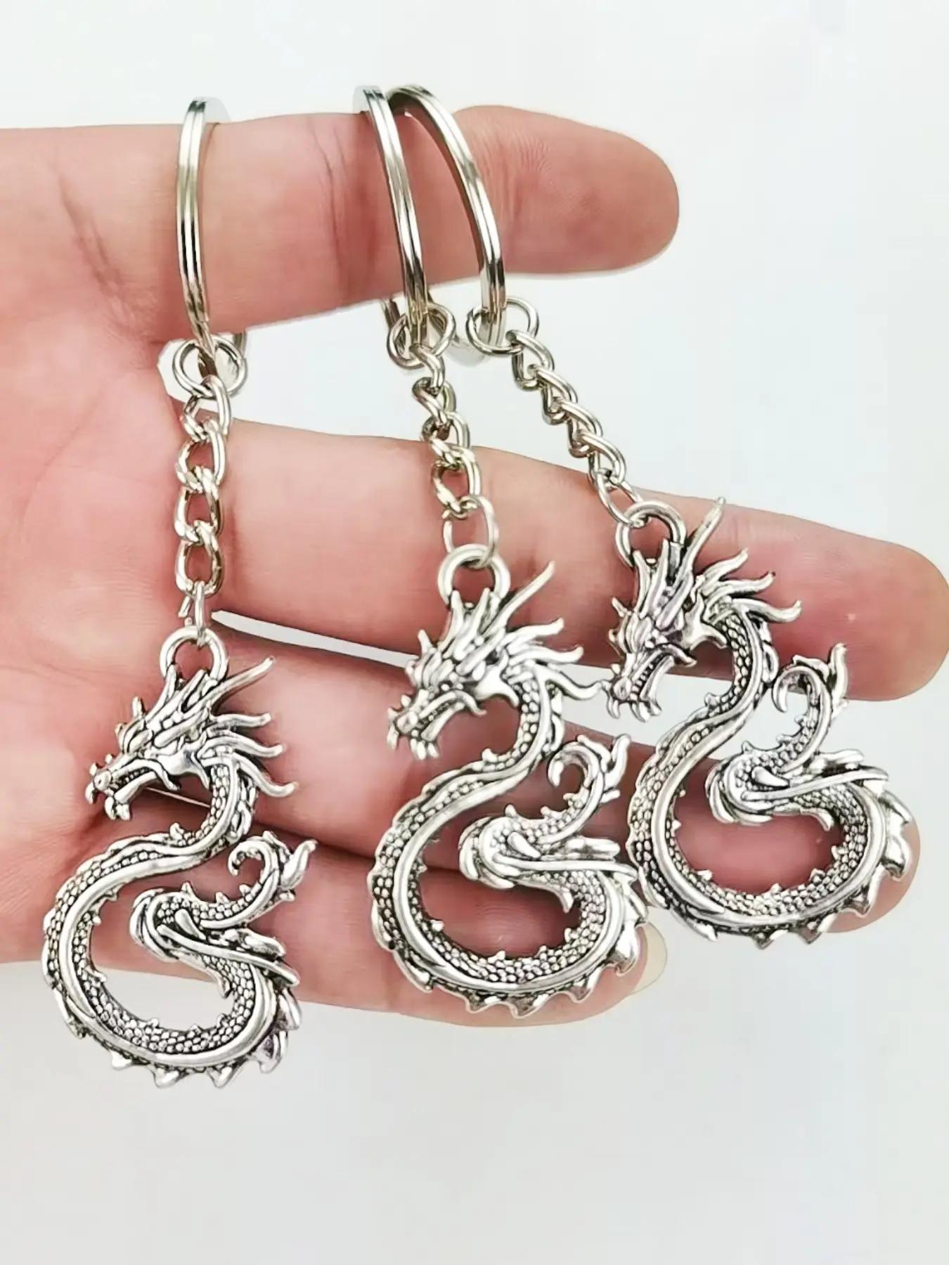 3pc Elegant Dragon Keychains, Perfect Gift for Friends & Family, Zinc Alloy Material, Ideal for Birthdays & Parties, Unisex Design