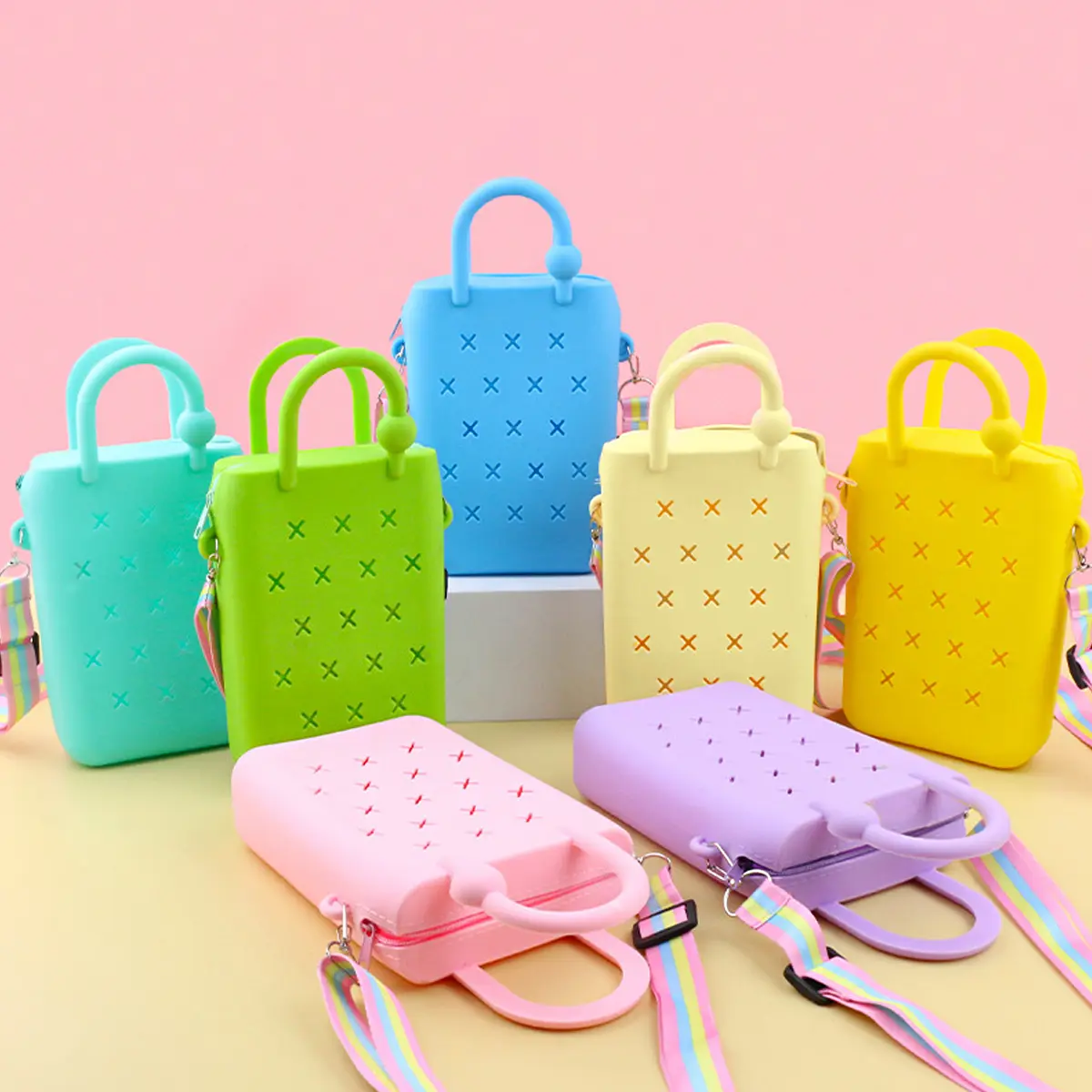 Women's Double Handle DIY Crossbody Bag Lightweight Colorful Modular Accessory Bag Silicone Hollow Out Tote Bag Gift for Girls