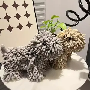 Cute puppy shaped towel - super absorbent, made of chenille material, perfect for use in kitchens and bathrooms. This towel can be hung on the wall for use, with a soft texture that is very skin friendly. It has a modern design and can be reused.