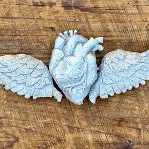 Blanco Bone & Gold Anatomical Heart with Wings