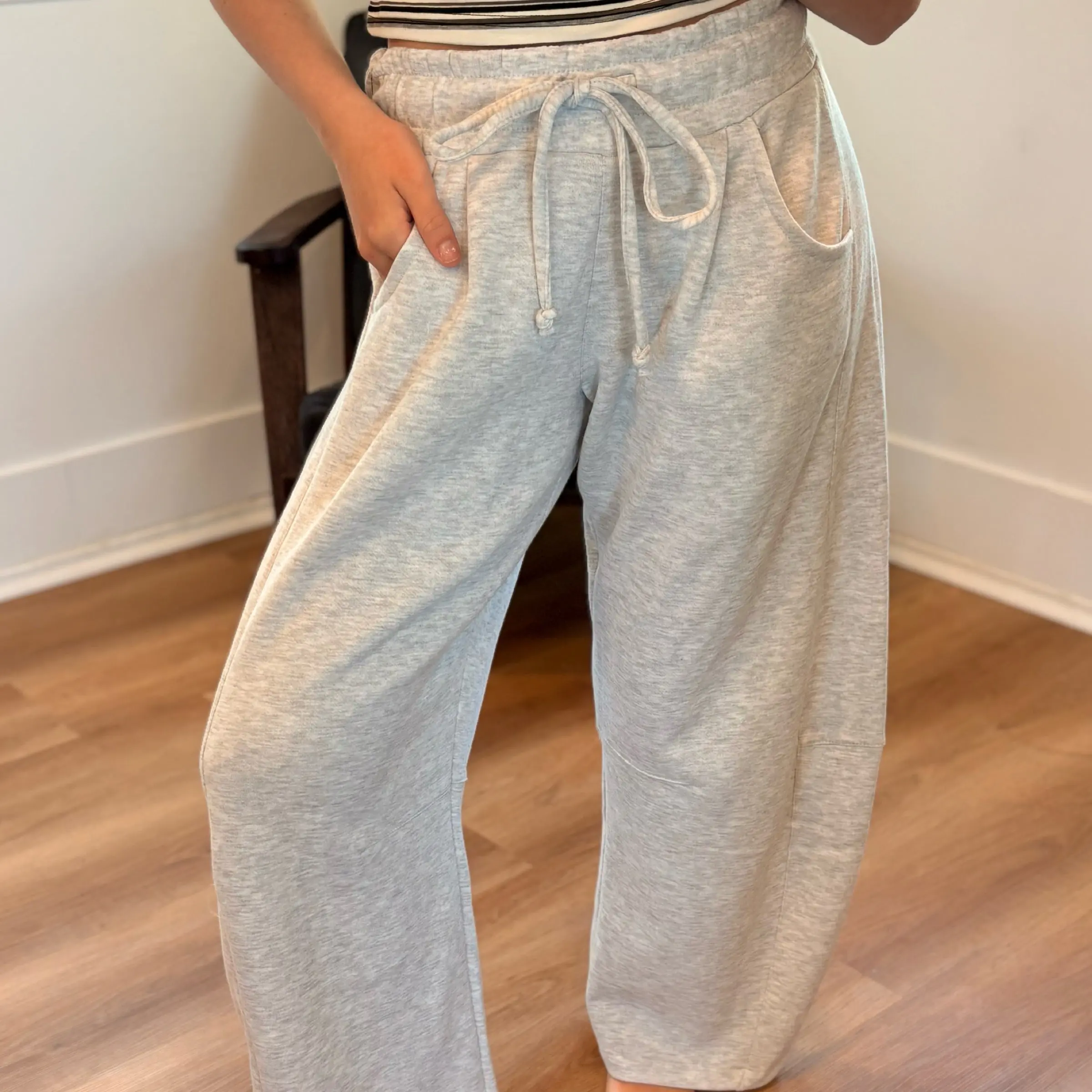 Classic Barrel Leg Sweatpants With Pockets Gray