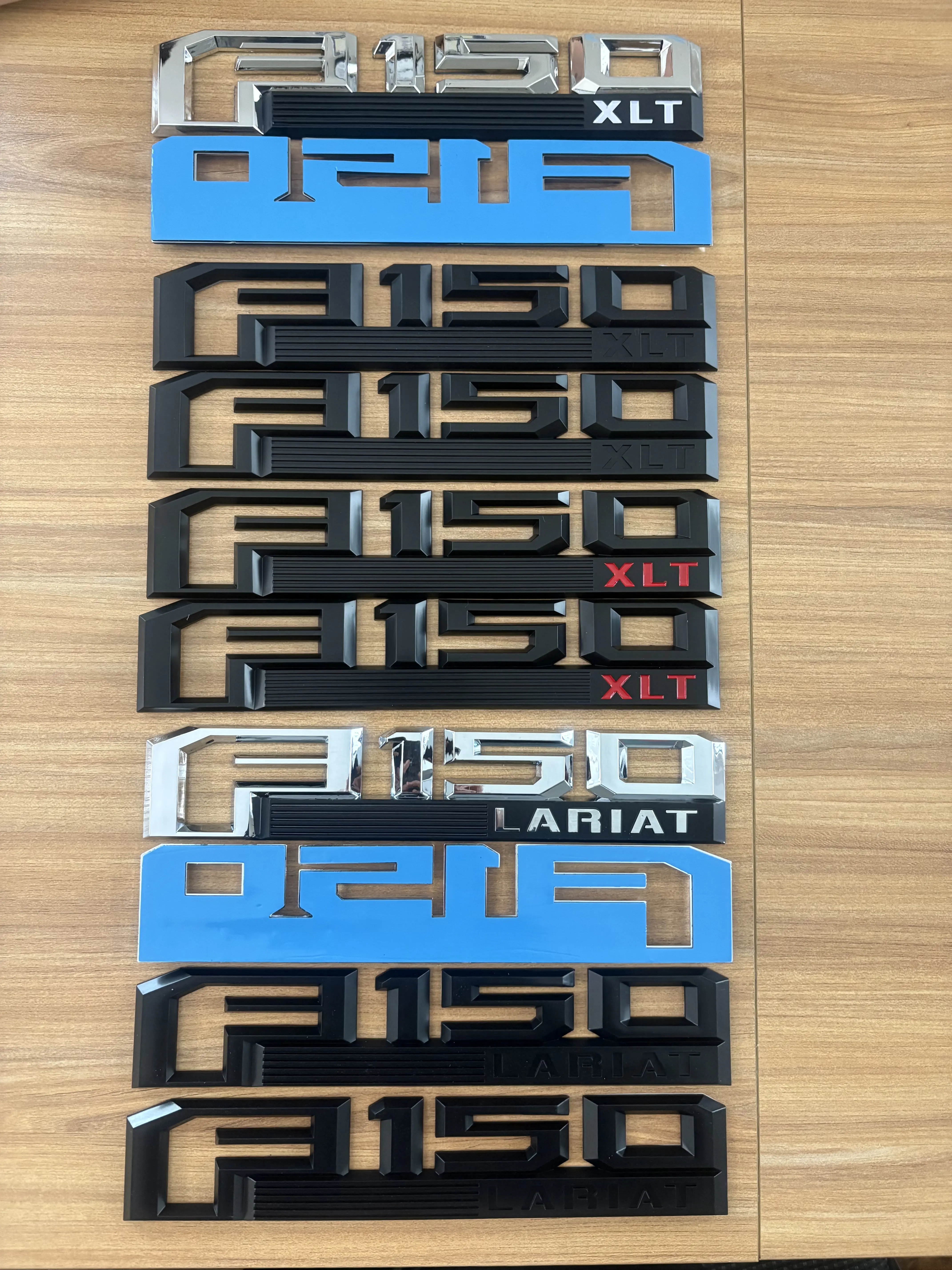 2PCS F150 XLT LARIAT Side Fender Emblems for 3D Letter Badge Glossy Matte Black 2015-2020