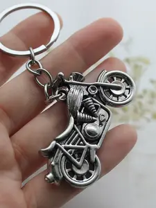 Vintage Motorcycle Keychain, Mini 3D Motorcycle Key Ring, Durable Key Loop, Fashionable Gift for Bike Lovers, Party Favor