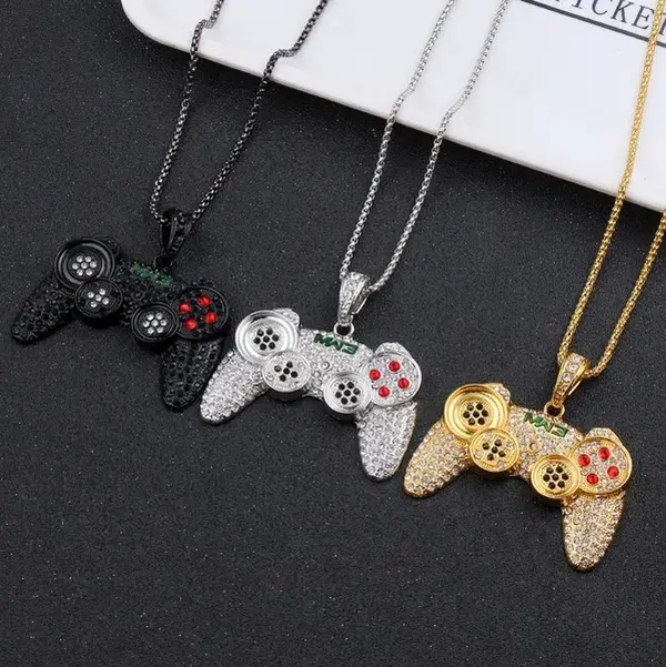 Iced Gaming Controller Necklace, Video Game, XBOX PS2 PS3 PS4 PS5