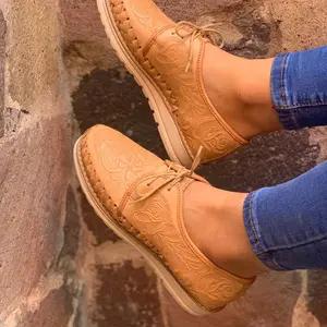 Valeria Tooled Huarache Sneakers - Tan