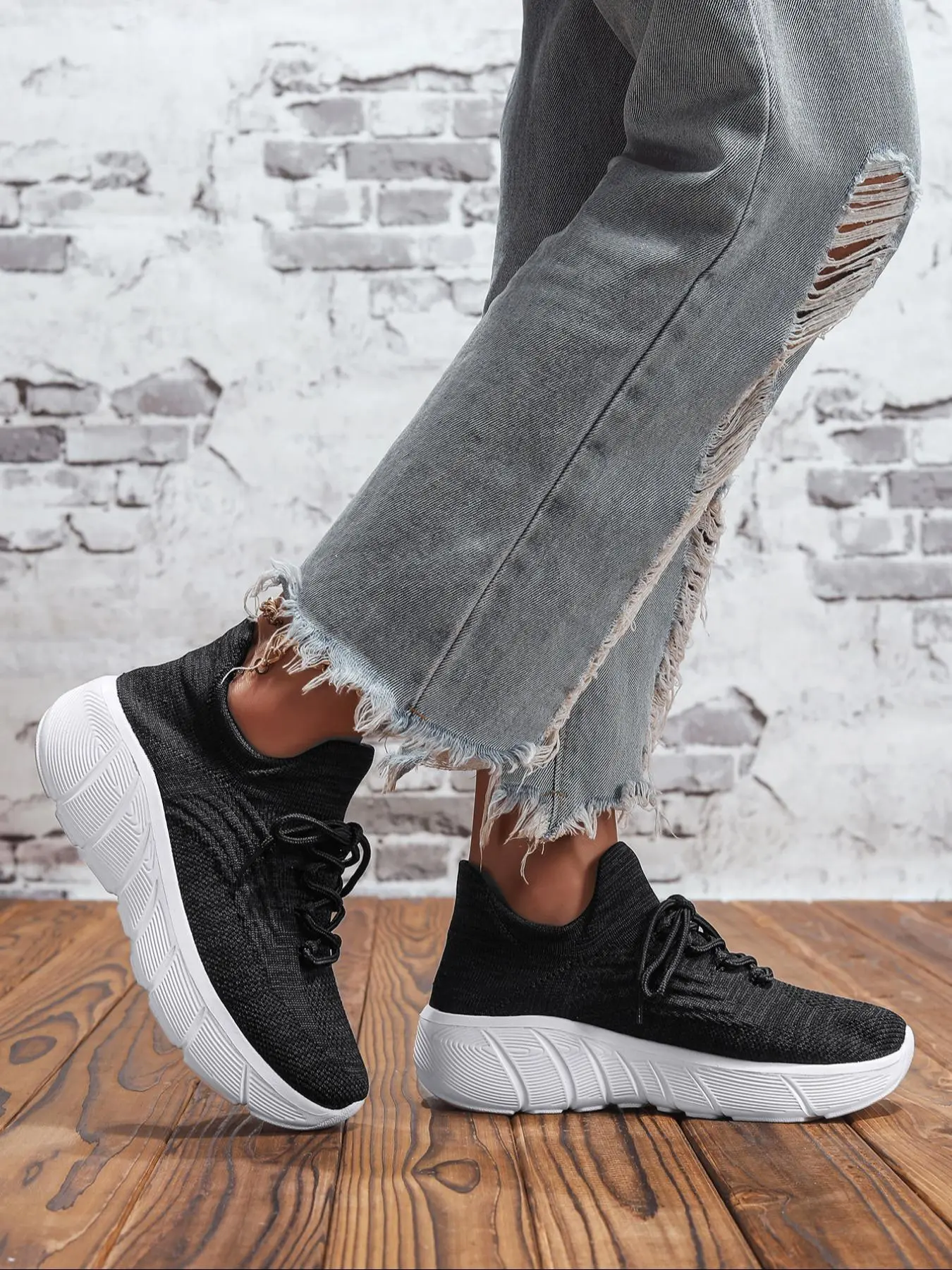 Men Women Running Shoes Lightweight Breathable Sports Sneakers Workout Sneakers Outdoor Fitness Athletic Running Shoes Size 36-46 Available, Comfortable Textile EVA Sole Casual Style Sporty Running Shoes