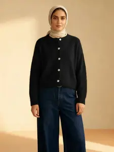 Women's Solid Color Buttoned Knit, Plain Button Cardigan, Modest Long Sleeve V-Neck Islamic Outerwear, Women's Islamic Clothing for All Seasons