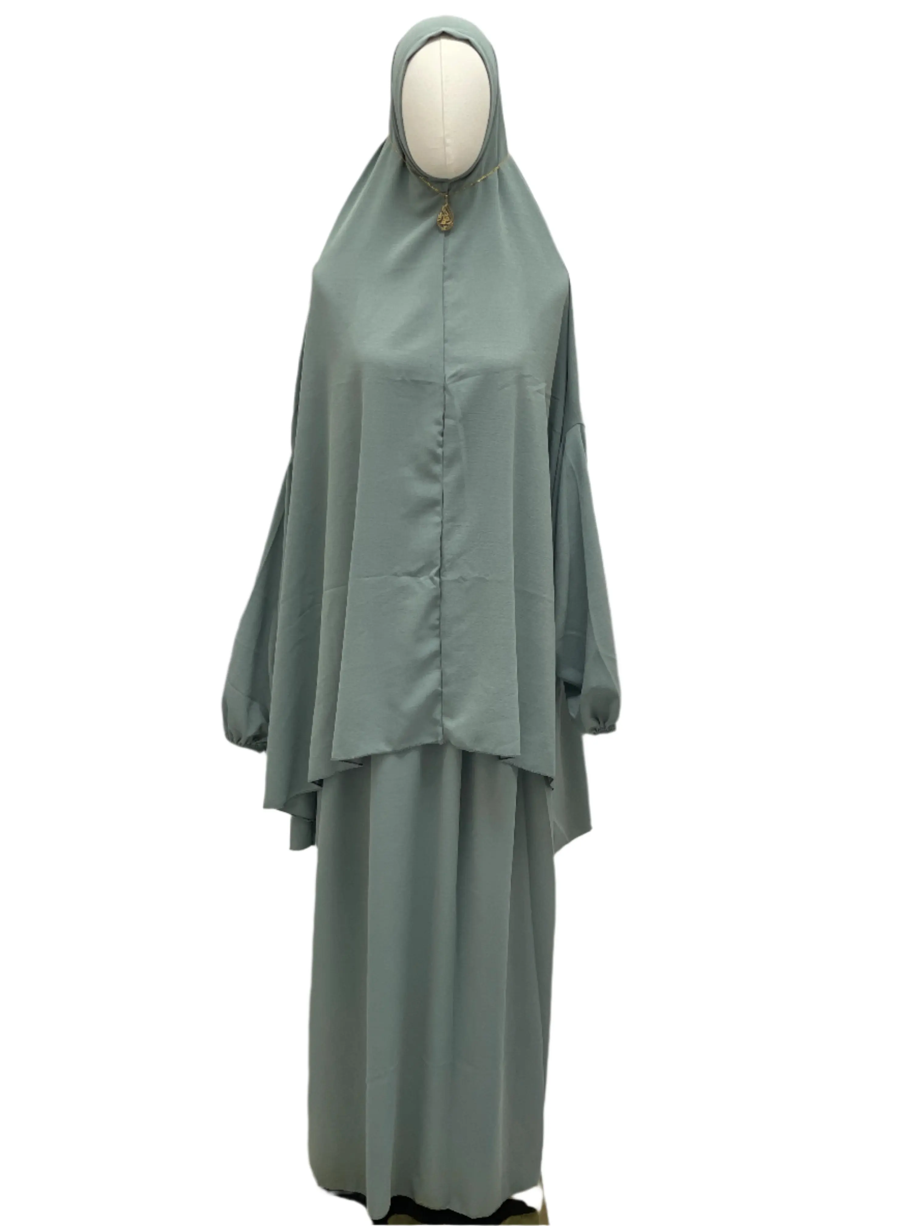 Two-Piece Portable Prayer Set for Comfort and Convenience