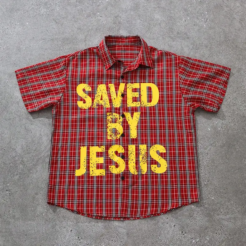Men's Jesus Letter Print Short Sleeve Checked Plaid Shirt, Casual Collared Shirt, Casual Checkered Shirt, Casual Fitted Style, Classic, Trendy Fashion, Trendy Plaid Design, Streetwear, All Seasons