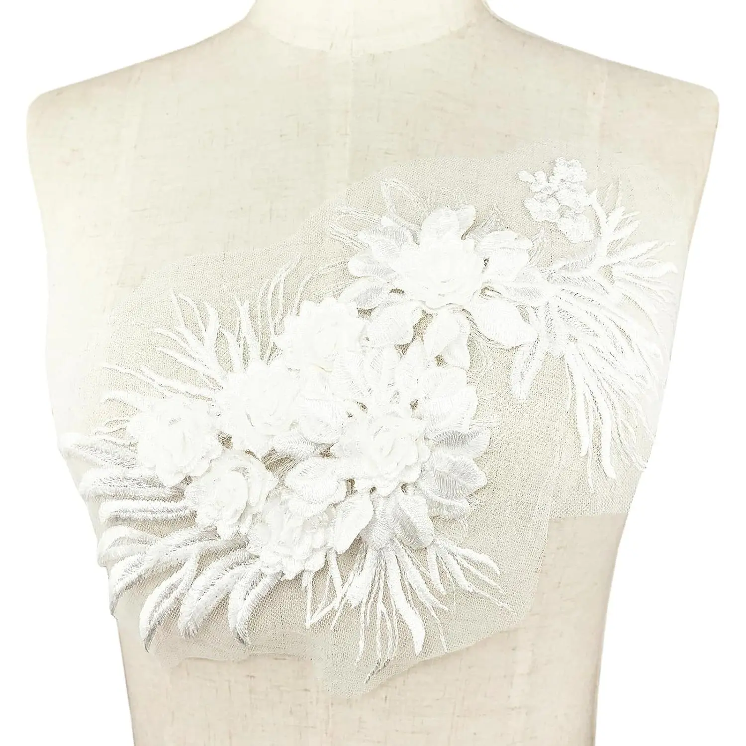 3D Leaf Flower Lace Appliques Floral Sew on Embroidery Patches for Wedding Gown Bridal Dress Clothing Bodice Craft DIY (White-Off)