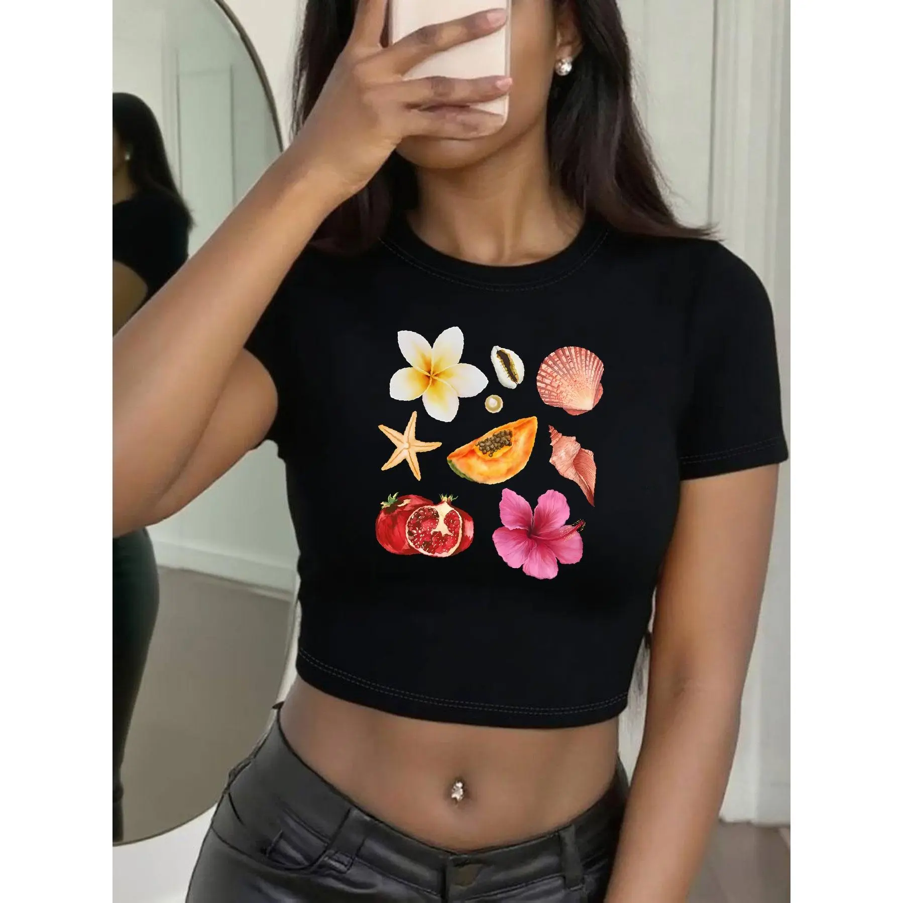 Women's Fashionable Short-Sleeved Crop Top - Creative Pattern Print, Sexy Form-Fitting, Midriff-Baring, Elegant Y2K Style, Versatile for Holidays; Paired with Leggings, Skinny Skirts, Tank Tops, Loungewear