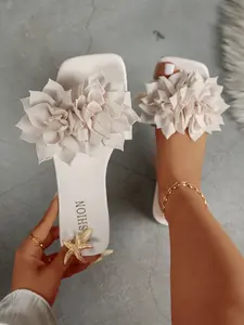 Women's Summer Flat Sandals with Floral Decorations, Casual Outdoor Footwear, Beach Vacation Essentials, Daily Wear Shoes, Pu Leather Slides