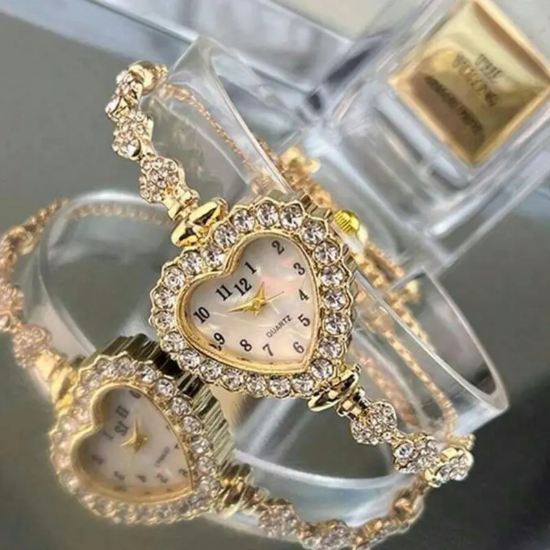 【Black Friday】Women's Alloy Heart-Shaped Case Quartz Watch, Arabic Numerals Dial, Adjustable Metal Chain Strap, Elegant Rhinestone Decorated Analog Wristwatch for Daily Wear