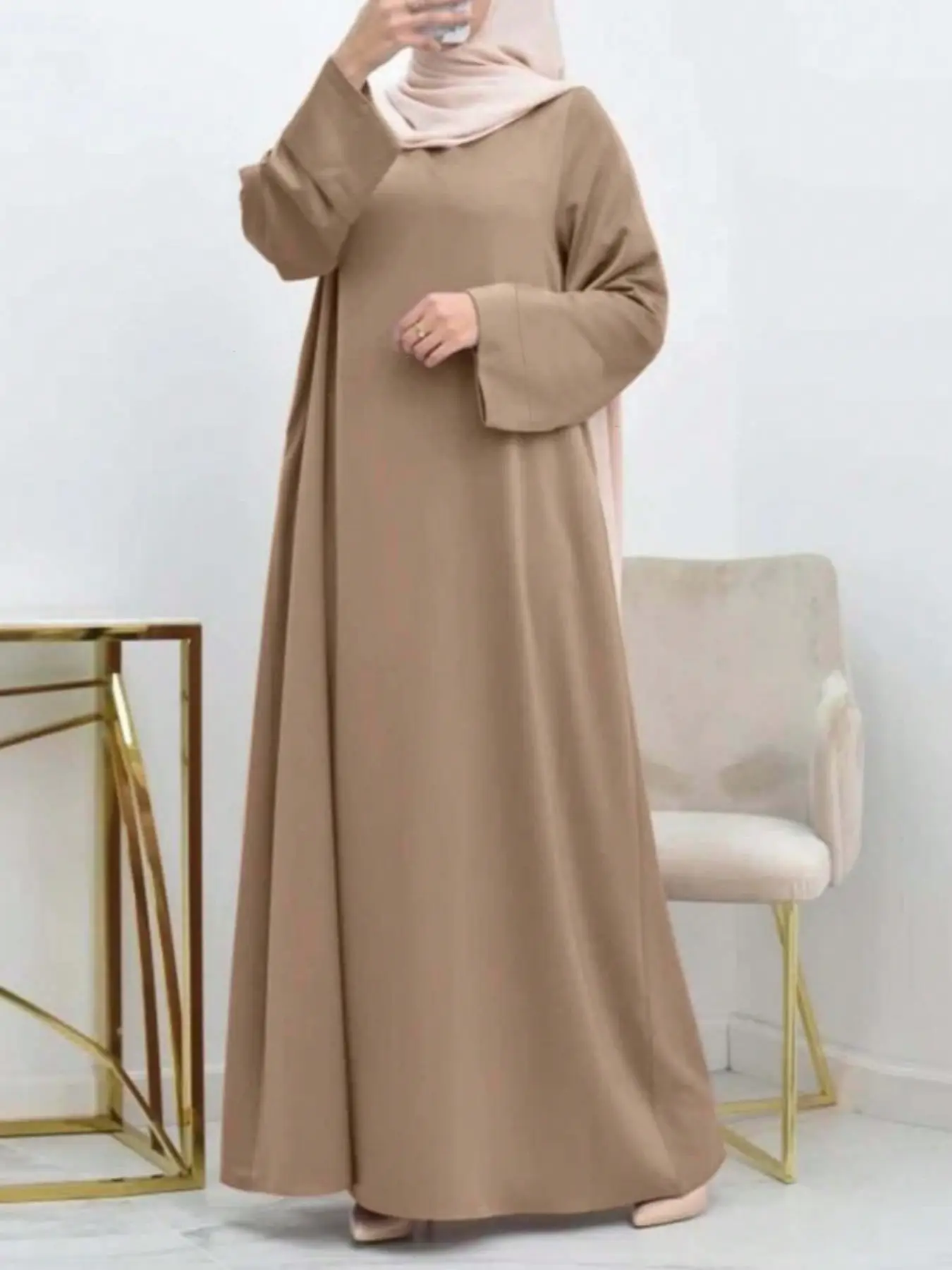 Fashionable Women's Round Neck Abaya Loose Long Dress, Woven Fabric, All Seasons Wear, Modest Style, Comfortable Fit