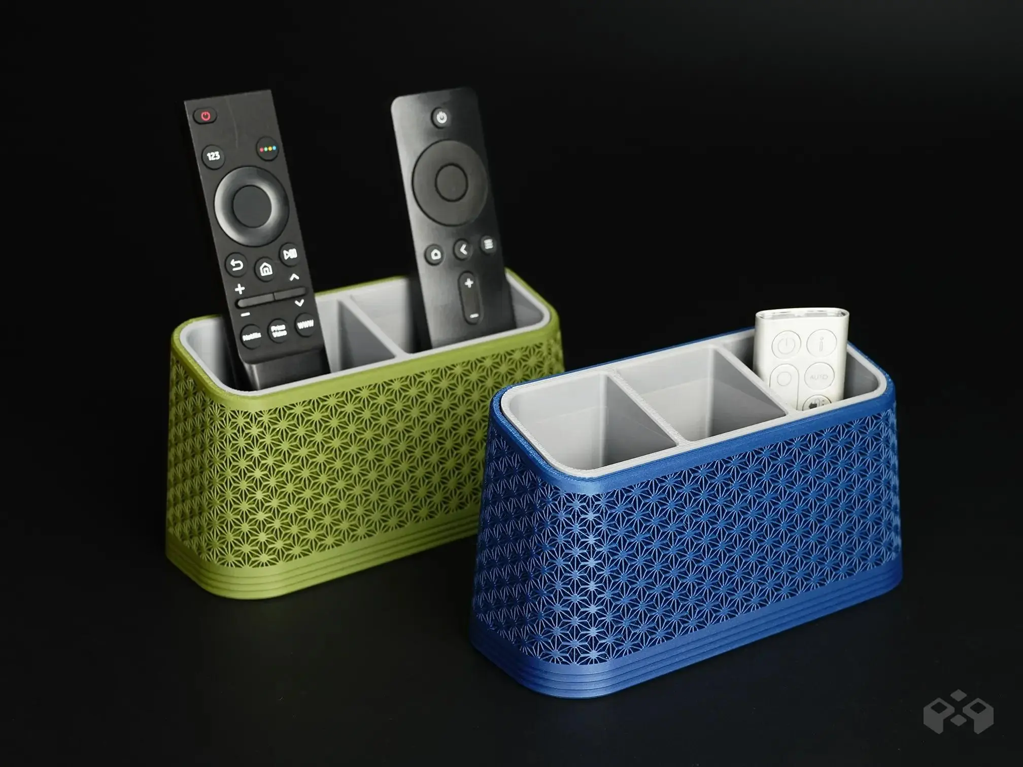 Traditional Geometric Print Plastic Modular Slots Remote & Organizer Holder, Insert-Compatible Home Storage for Kitchen Use