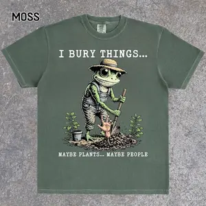 I Bury Things Maybe Plants Maybe People tee, Funny Frog Shirt, Dark Humor Aesthetic t-shirt, creepy cute gardening lovers H