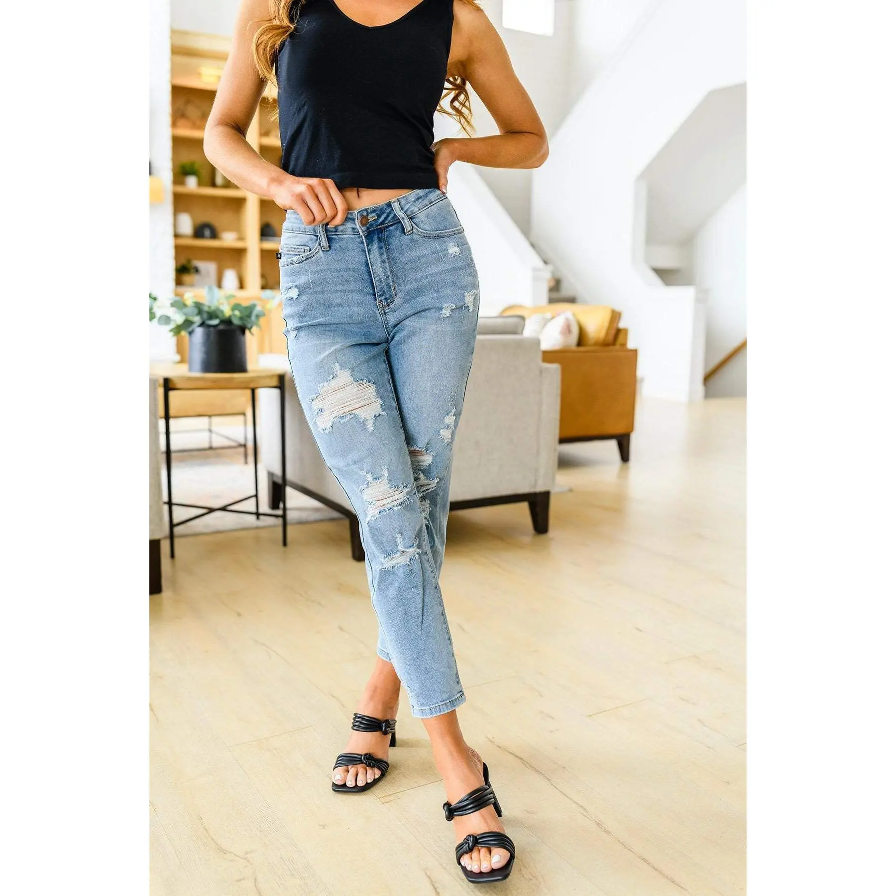 Florence High Waist Destroyed Boyfriend Jeans