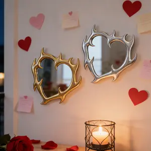 Creative Silver Flame Heart Resin Wall Mirror, Home Decorative Mirror, Valentine's Day Room Decoration, Wedding Party Decor, Home Hanging Ornament